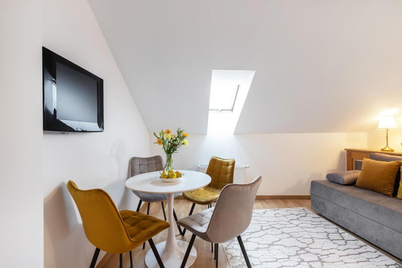 Cathedral Apartments By Reside Baltic Vilnius Exterior photo